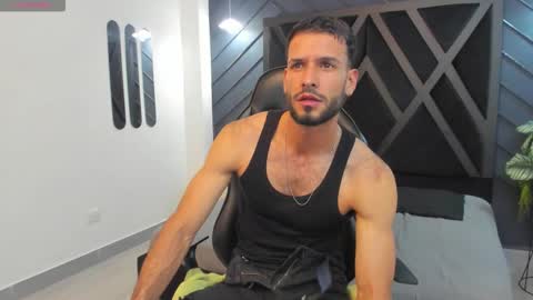 Jaco online show from November 11, 2025, 11:27 pm