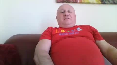 jacob_bron online show from April 19, 2026, 4:17 pm