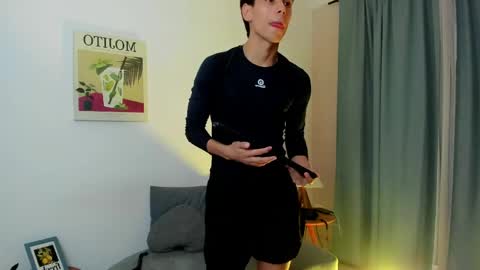 Snapshot of jacob_colliins chatting on June 6, 2026, 4:06 am jacob_colliins online show from June 6, 2026, 4:06 am