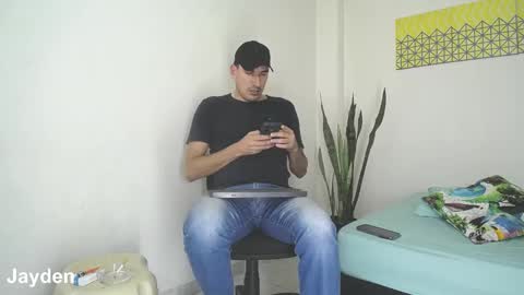 Snapshot of jacobandjayydenn chatting on January 7, 2025, 7:28 pm Jacob And Jayden online show from January 7, 2025, 7:28 pm