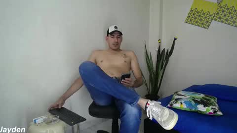 Jacob And Jayden online show from September 25, 2025, 7:39 pm