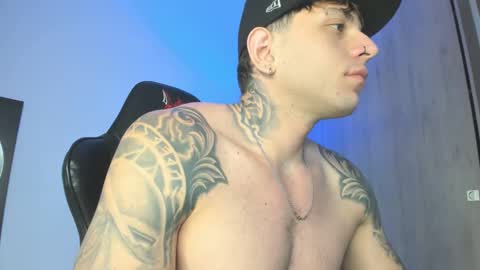 jacobb116 online show from October 8, 2025, 12:08 am