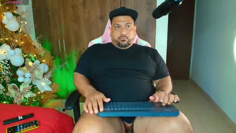 Snapshot of jacoob_woods chatting on December 26, 2024, 12:38 pm daddy sir master bear online show from December 26, 2024, 12:38 pm