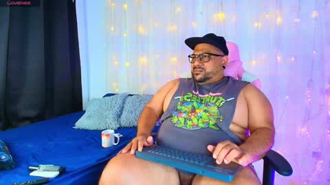 Snapshot of jacoob_woods chatting on January 15, 2025, 3:11 am daddy sir master bear online show from January 15, 2025, 3:11 am