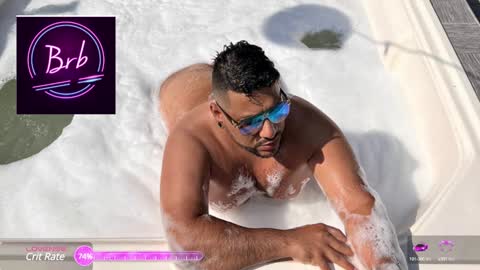 Snapshot of jacoob_woods chatting on January 17, 2025, 8:02 am daddy sir master bear online show from January 17, 2025, 8:02 am