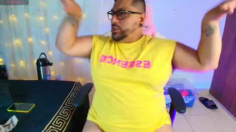 Snapshot of jacoob_woods chatting on February 11, 2025, 7:38 pm daddy sir master bear online show from February 11, 2025, 7:38 pm