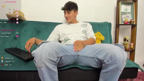 Snapshot of jacques_cardiet chatting on March 4, 2025, 6:29 pm jacobo online show from March 4, 2025, 6:29 pm