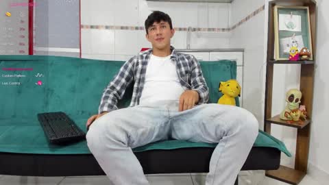 Snapshot of jacques_cardiet chatting on March 12, 2025, 11:12 pm jacobo online show from March 12, 2025, 11:12 pm