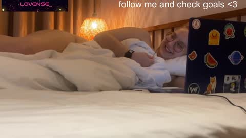 jacywinslat online show from December 16, 2025, 10:20 am