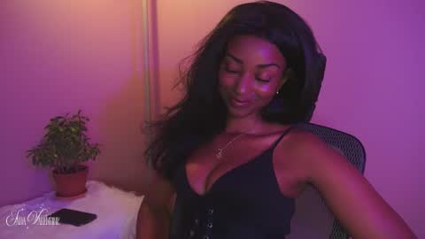 Snapshot of jada_valentine chatting on March 20, 2026, 3:44 am Jada online show from March 20, 2026, 3:44 am