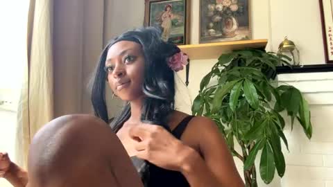 Snapshot of jada_valentine chatting on August 3, 2026, 4:33 pm Jada online show from August 3, 2026, 4:33 pm