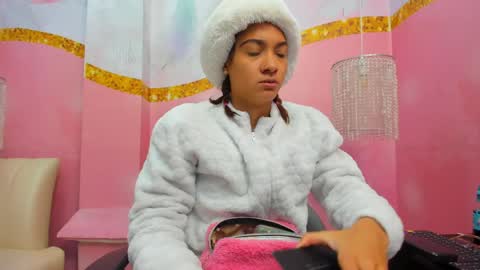 Jadde Greyy  online show from April 13, 2026, 11:59 am