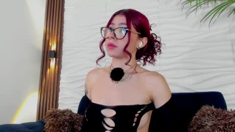 Jade  online show from April 7, 2026, 3:12 pm