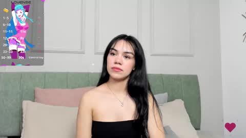 jade online show from September 12, 2025, 7:14 pm