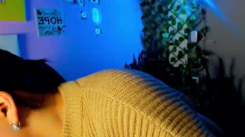 Jade online show from December 21, 2025, 3:13 am