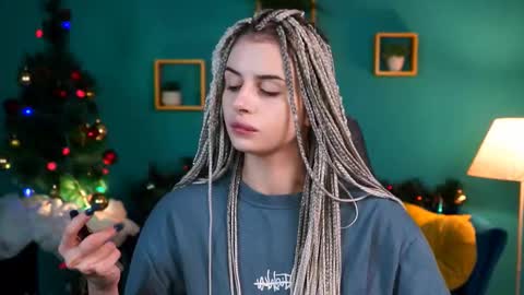 jade_castle online show from December 19, 2024, 12:13 am