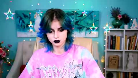 jade_castle online show from December 28, 2024, 2:33 am