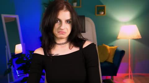 jade_castle online show from January 8, 2026, 4:42 pm