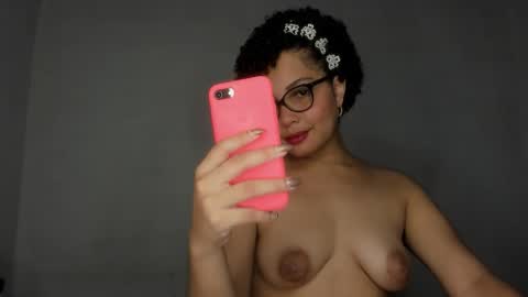 Jadeleidy Dorthini online show from October 28, 2025, 9:17 pm