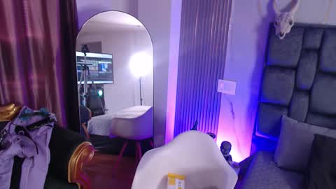 Sara online show from October 11, 2025, 12:15 pm