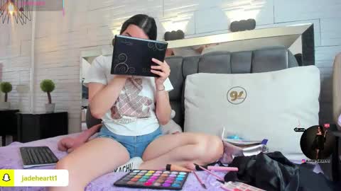 Snapshot of jade_heartt chatting on October 30, 2025, 7:14 pm JADE online show from October 30, 2025, 7:14 pm