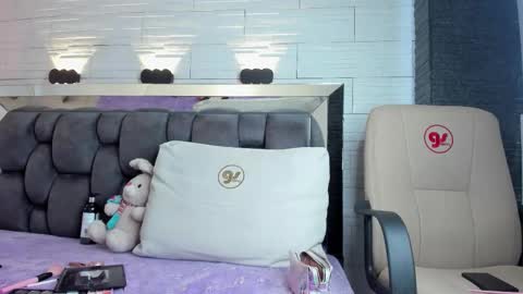 Snapshot of jade_heartt chatting on November 11, 2025, 6:41 pm JADE online show from November 11, 2025, 6:41 pm