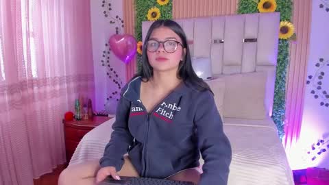 ade online show from September 26, 2025, 3:38 pm