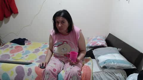 jade y noah online show from October 22, 2025, 12:16 pm