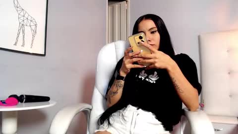 karlla scarlet online show from December 31, 2024, 4:06 am