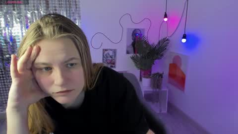 Snapshot of jade_soft chatting on December 15, 2024, 4:48 pm Jade online show from December 15, 2024, 4:48 pm