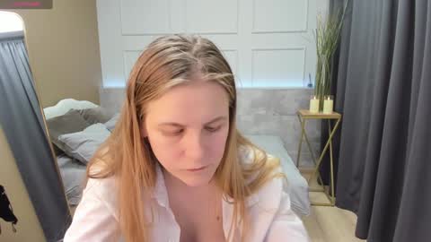 Snapshot of jade_soft chatting on December 28, 2024, 3:04 am Jade online show from December 28, 2024, 3:04 am
