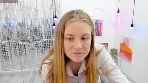 Snapshot of jade_soft chatting on January 10, 2025, 8:37 pm Jade online show from January 10, 2025, 8:37 pm