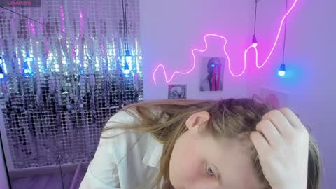 Snapshot of jade_soft chatting on February 9, 2025, 2:49 am Jade online show from February 9, 2025, 2:49 am