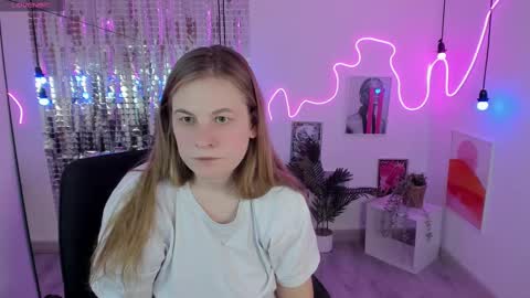 Snapshot of jade_soft chatting on March 9, 2025, 7:48 pm Jade online show from March 9, 2025, 7:48 pm