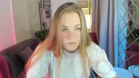 Snapshot of jade_soft chatting on September 17, 2025, 8:54 pm Jade online show from September 17, 2025, 8:54 pm