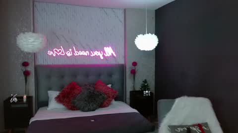 JADE online show from January 12, 2025, 8:03 pm