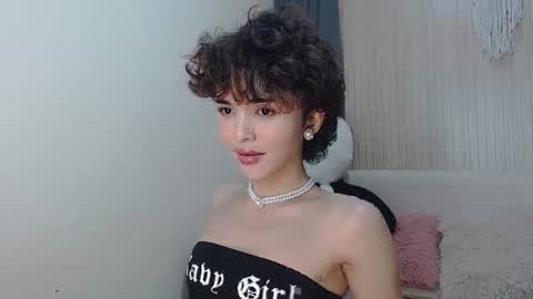 Adriana online show from October 20, 2025, 2:17 pm