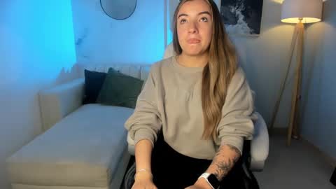 jade_vela online show from September 21, 2025, 7:15 pm