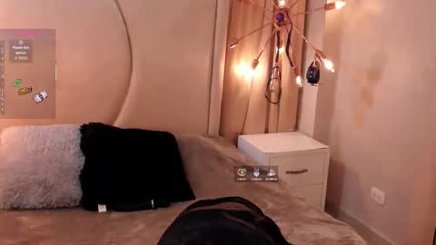 jade agliyah online show from October 3, 2025, 3:25 am