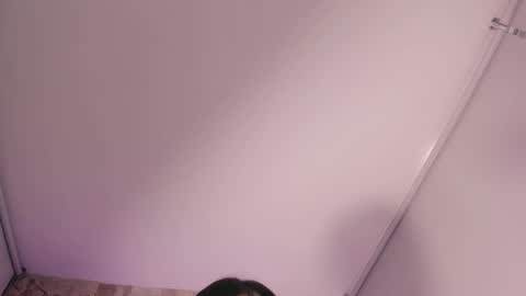 jadeestudios online show from December 9, 2024, 4:58 pm