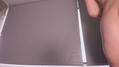 jadeestudios online show from December 20, 2024, 4:57 pm