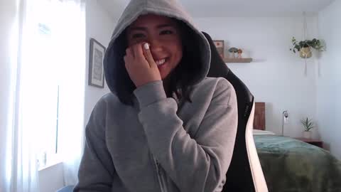 Jade Love online show from January 14, 2025, 8:15 pm