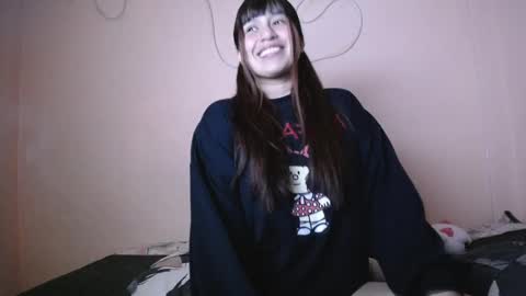 jade online show from September 22, 2025, 2:35 am