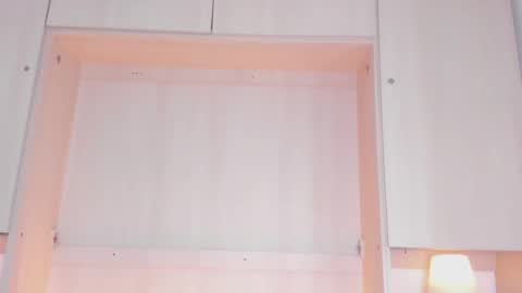 Snapshot of jademuller_ chatting on September 24, 2025, 8:56 pm JADE online show from September 24, 2025, 8:56 pm