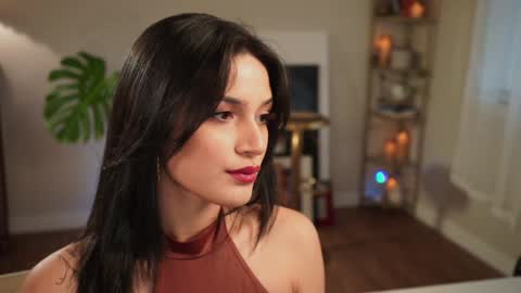 Jade online show from January 31, 2025, 11:45 pm