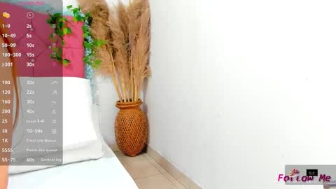 jadiya   Hot online show from October 14, 2025, 11:33 am