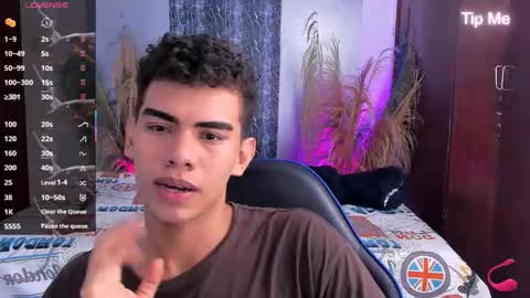 javi15  online show from December 14, 2025, 10:58 pm