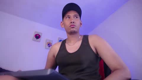 JAISON HALLS online show from October 13, 2025, 8:14 am