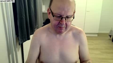 Jake2309 online show from April 18, 2026, 7:58 pm