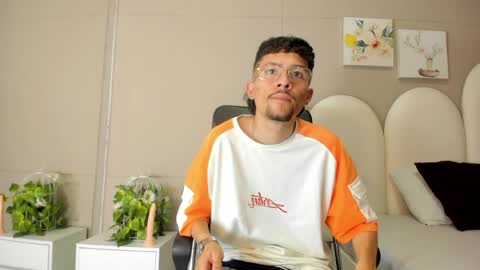 Jake  online show from May 14, 2026, 8:04 pm